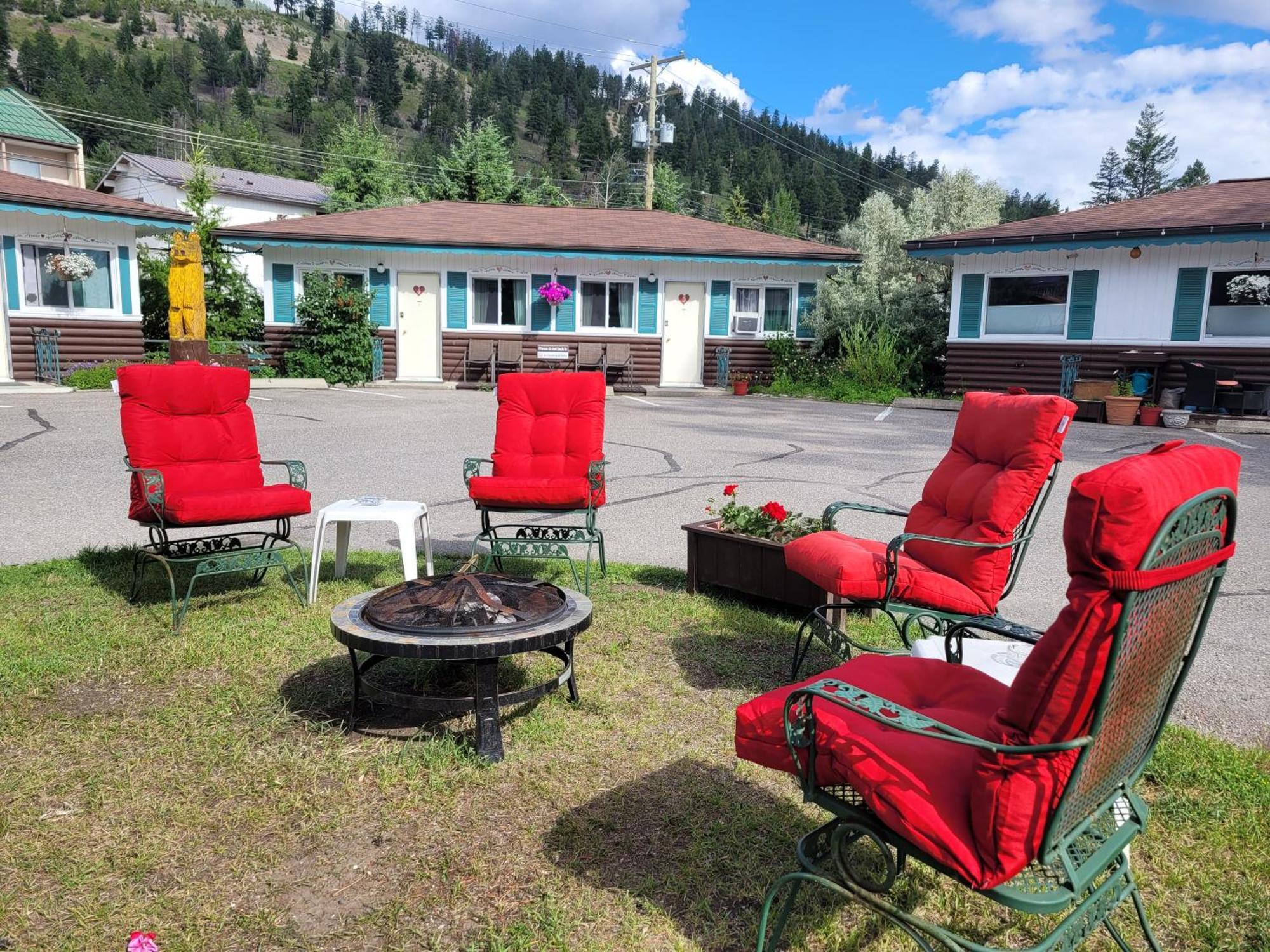 Lido Motel Radium Hot Springs Exteriér fotografie