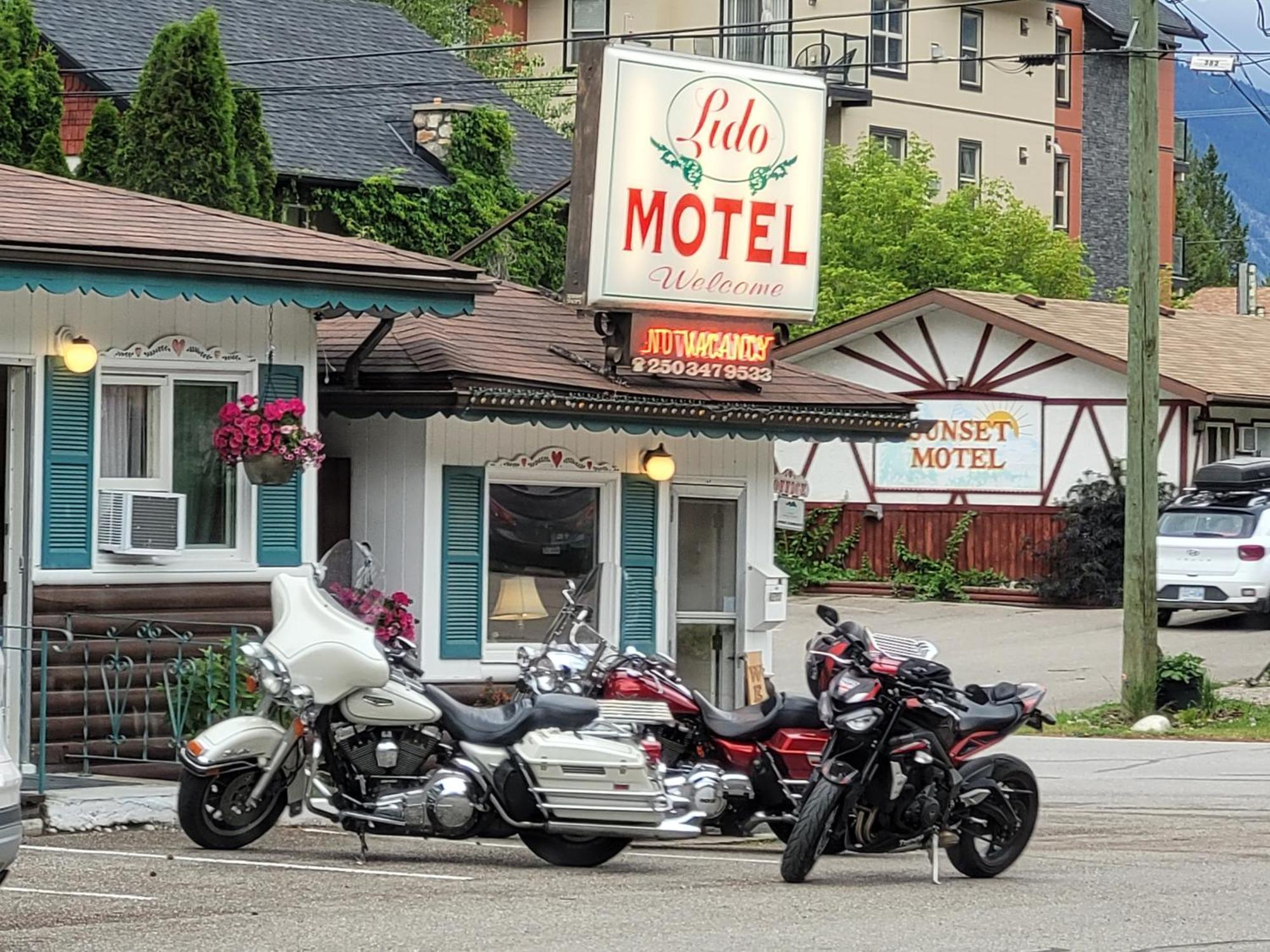 Lido Motel Radium Hot Springs Exteriér fotografie